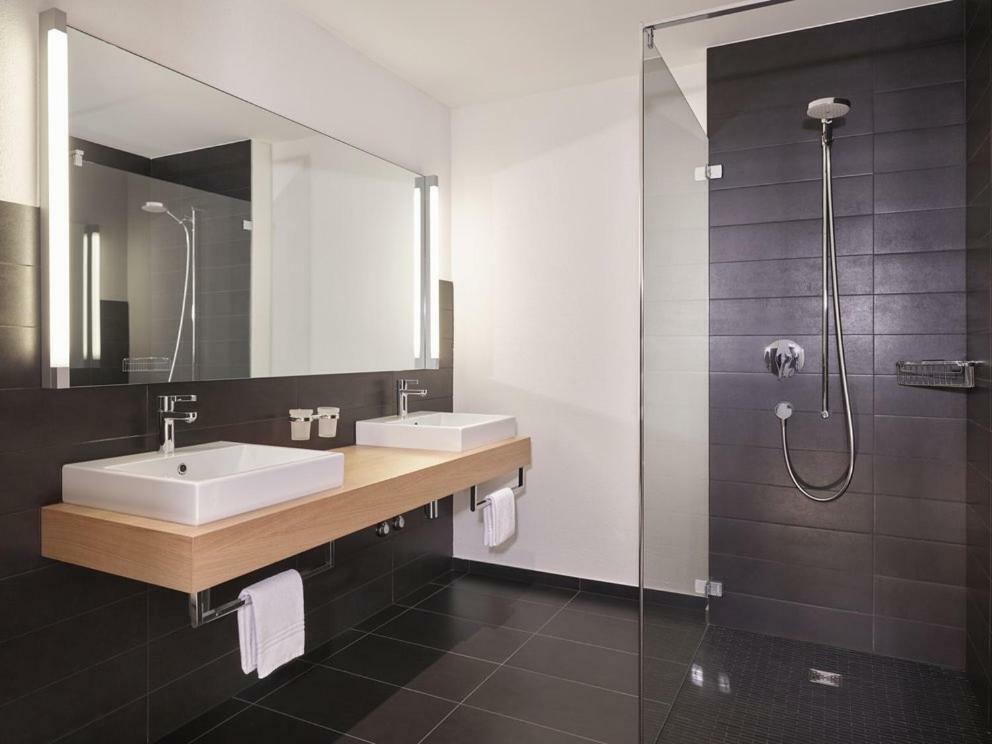 Hotel Toedi Linthal Экстерьер фото